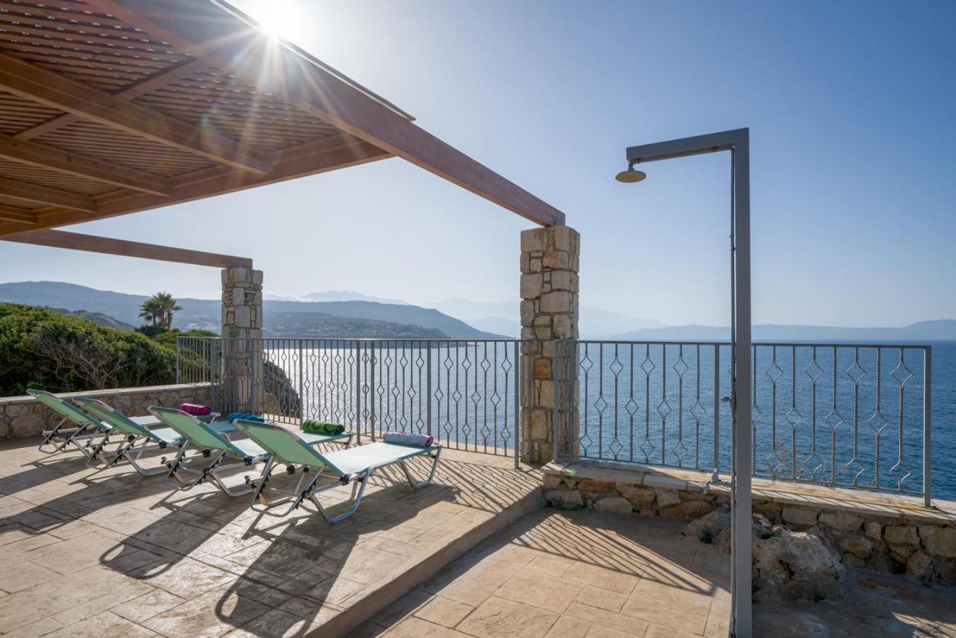 Family Big Apartment Next To The Sea 2-5 People Atsipopoulo エクステリア 写真